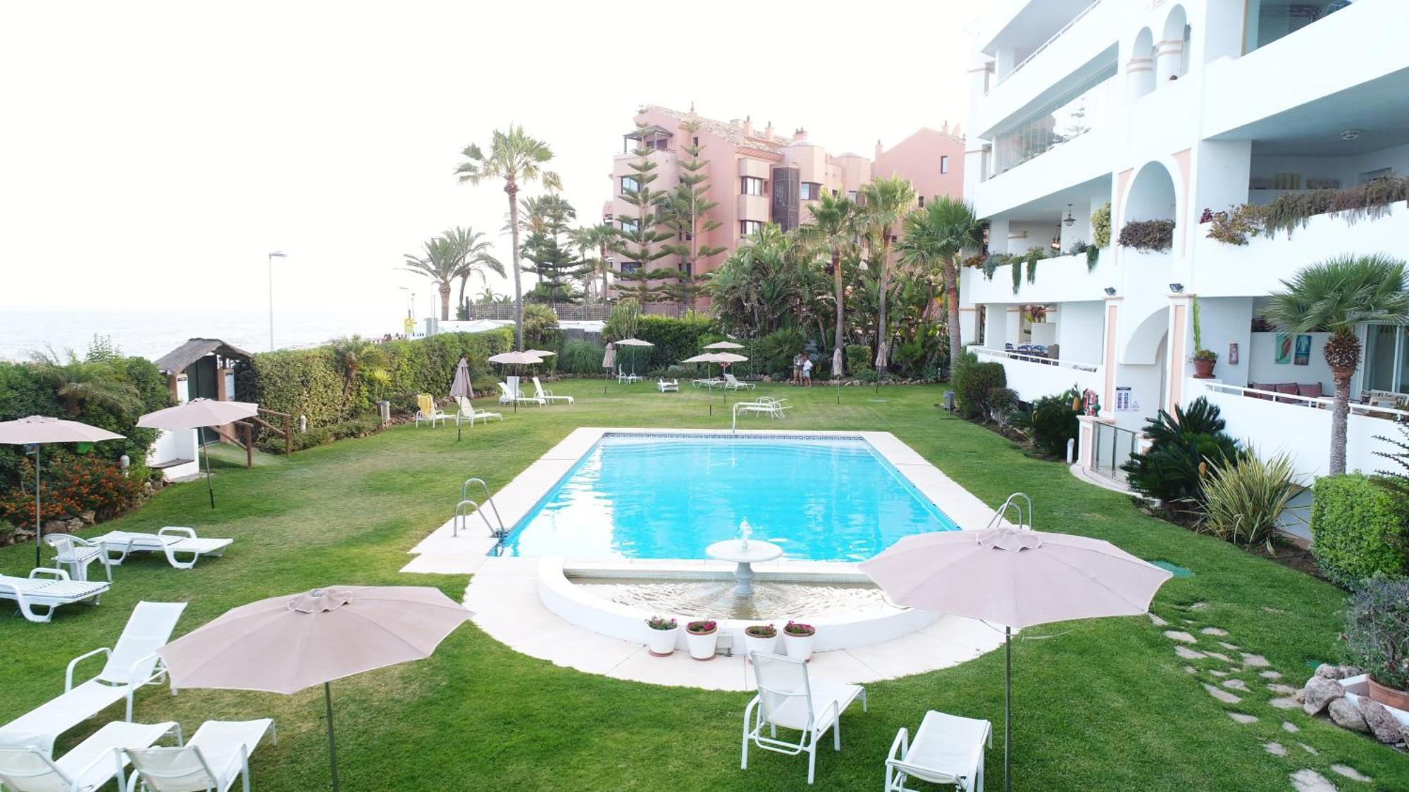 Urbanizacion La Herradura Marbella Exterior photo